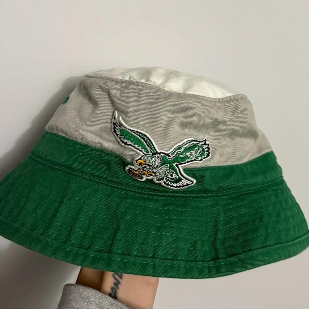 Mitchell & Ness Philadelphia Eagles Bucket Hat Throwback Hat Retro Gray Green